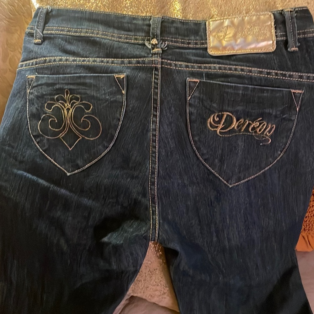 Vintage Dereon Jean Shorts.